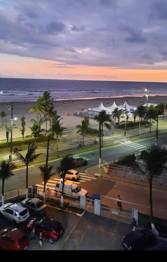 Apartamento Aconchegante A Beira Mar Praia Grande  Exterior photo